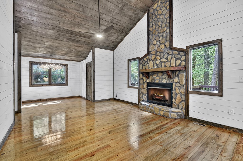 420189 Epworth Residential